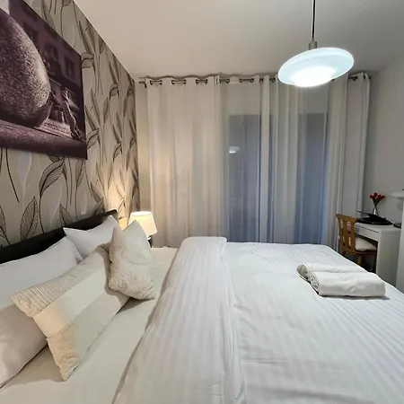 Family House By The River Odra -panoramic Terrace - 3room With 2 Separate Bedrooms And 2 Balconies By Wroapart-pl- Perfect For Family & Business *