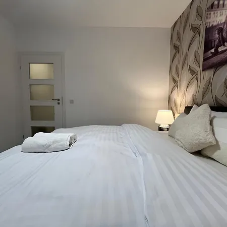 Family House By The River Odra -panoramic Terrace - 3room With 2 Separate Bedrooms And 2 Balconies By Wroapart-pl- Perfect For Family & Business