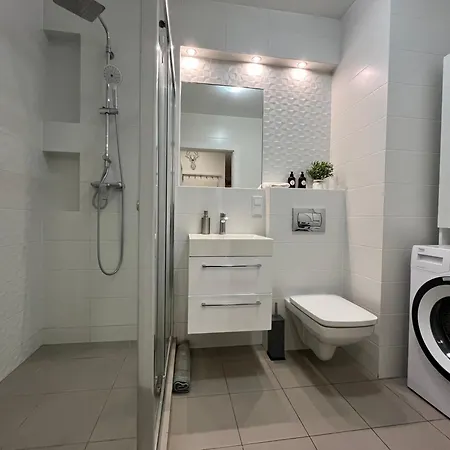 Family House By The River Odra -panoramic Terrace - 3room With 2 Separate Bedrooms And 2 Balconies By Wroapart-pl- Perfect For Family & Business *