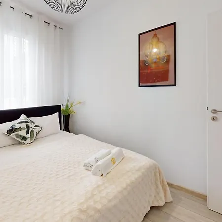 Family House By The River Odra -panoramic Terrace - 3room With 2 Separate Bedrooms And 2 Balconies By Wroapart-pl- Perfect For Family & Business アパート ヴロツワフ