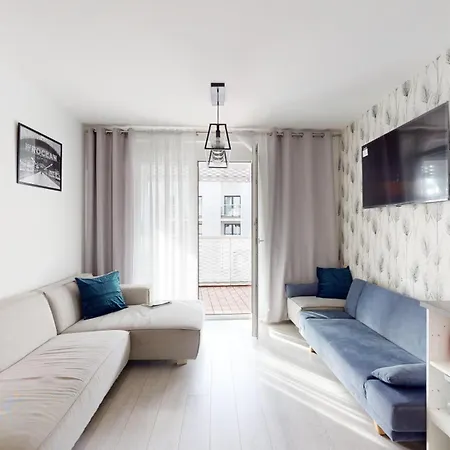 アパート Family House By The River Odra -panoramic Terrace - 3room With 2 Separate Bedrooms And 2 Balconies By Wroapart-pl- Perfect For Family & Business ヴロツワフ