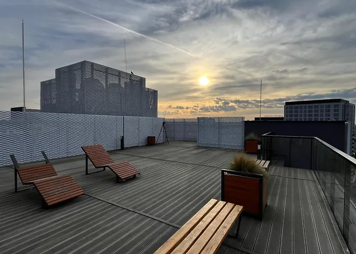 Family House By The River Odra -panoramic Terrace - 3room With 2 Separate Bedrooms And 2 Balconies By Wroapart-pl- Perfect For Family & Business Apartman