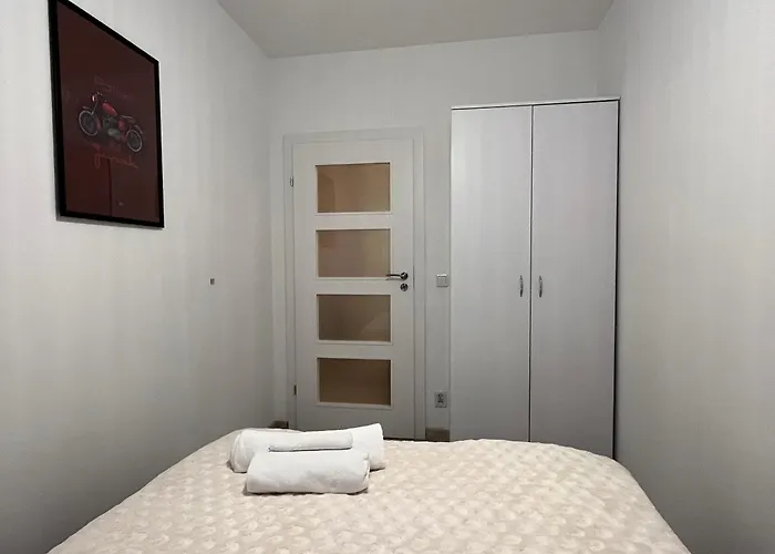 Family House By The River Odra -panoramic Terrace - 3room With 2 Separate Bedrooms And 2 Balconies By Wroapart-pl- Perfect For Family & Business *