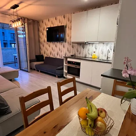 Family House By The River Odra -panoramic Terrace - 3room With 2 Separate Bedrooms And 2 Balconies By Wroapart-pl- Perfect For Family & Business Апартаменти