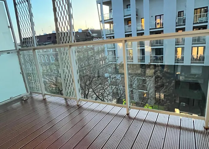 Family House By The River Odra -panoramic Terrace - 3room With 2 Separate Bedrooms And 2 Balconies By Wroapart-pl- Perfect For Family & Business Appartement Wrocław