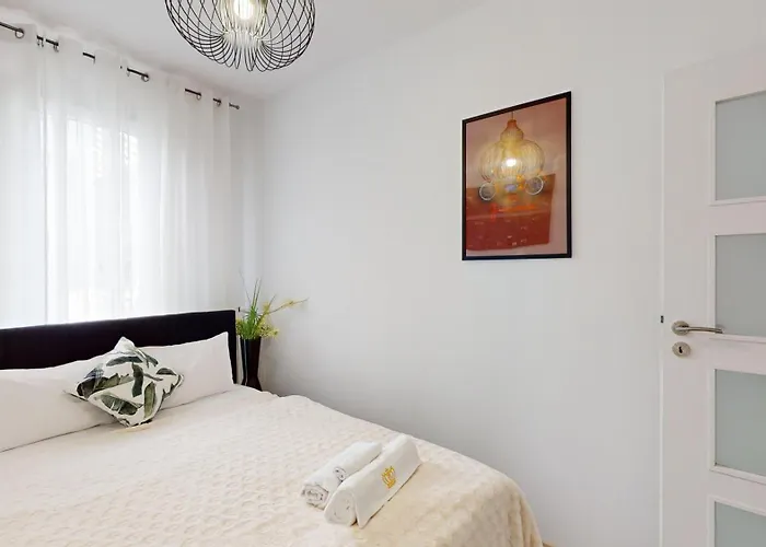 Family House By The River Odra -panoramic Terrace - 3room With 2 Separate Bedrooms And 2 Balconies By Wroapart-pl- Perfect For Family & Business Appartement